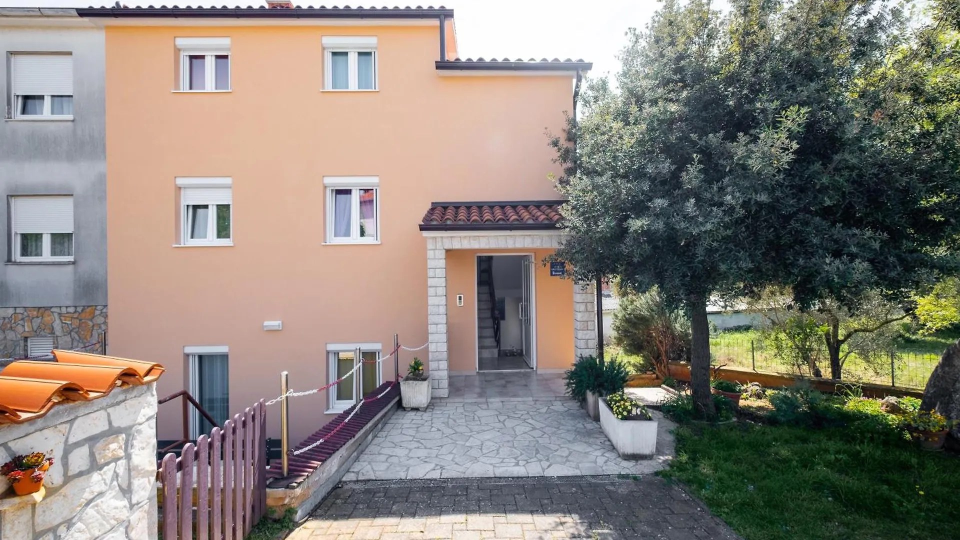 Apartment Ana Pula