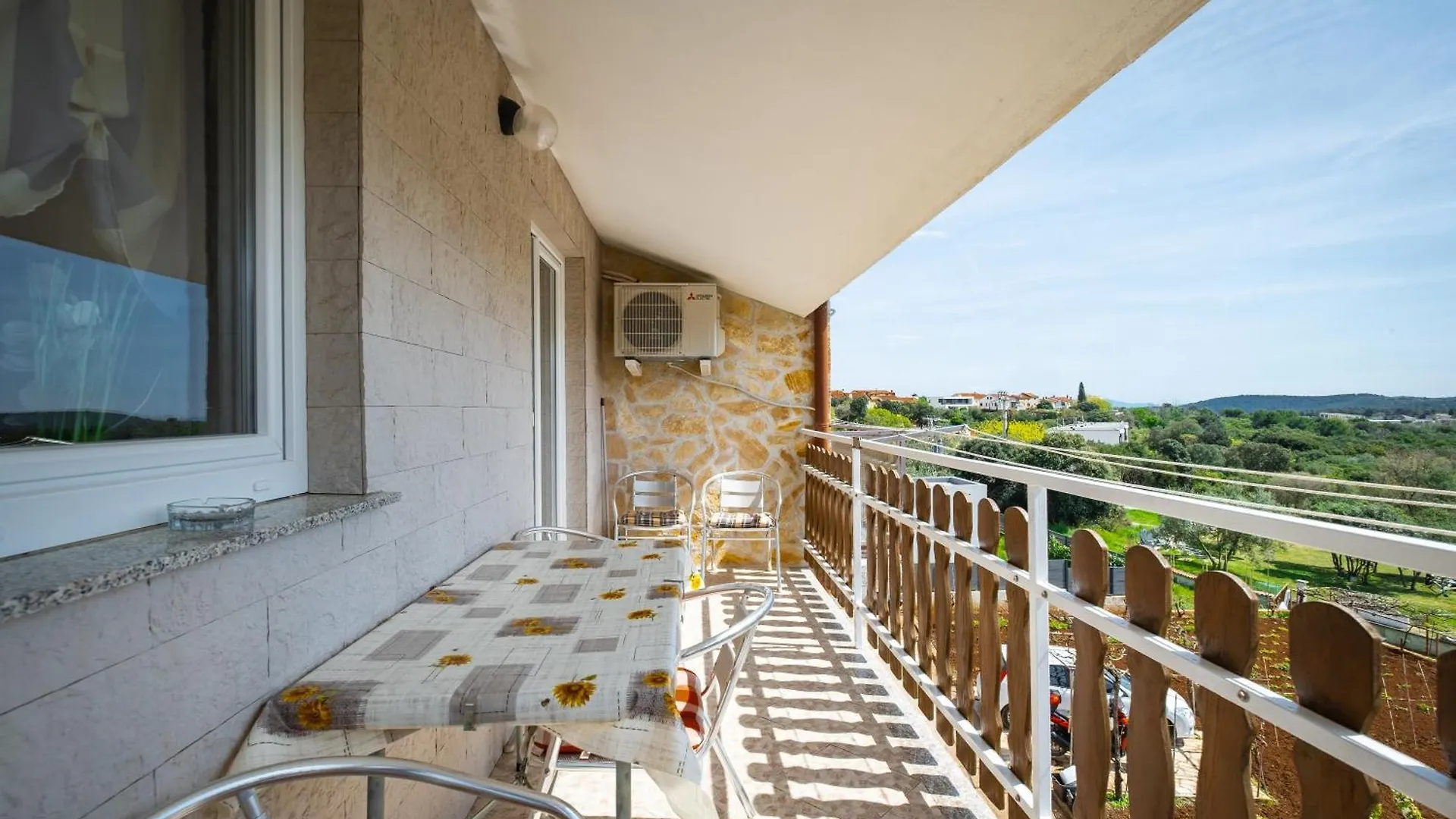 Apartment Ana Pula 0*,