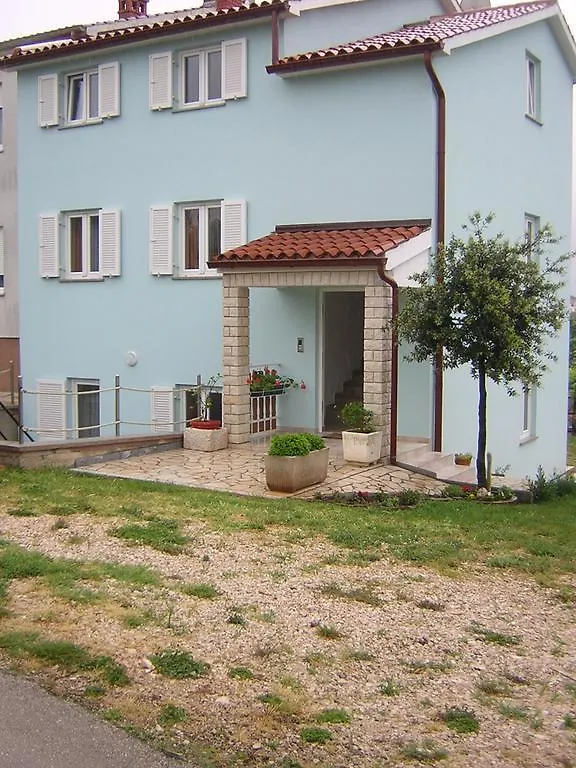 Apartment Ana Pula