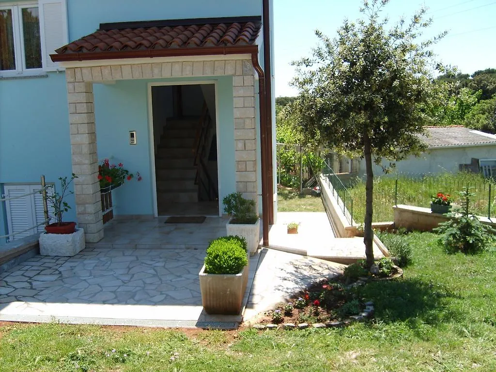 Apartment Ana Pula