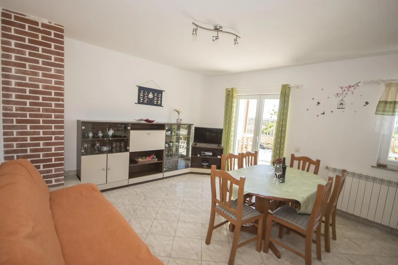 Apartment Ana Pula