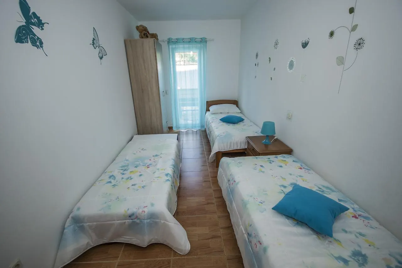 Apartment Ana Pula